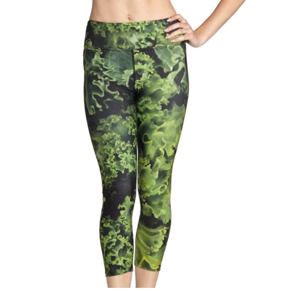 NWOT Kale Leaf Print women’s capri Leggings compression size eagle rock werkshop